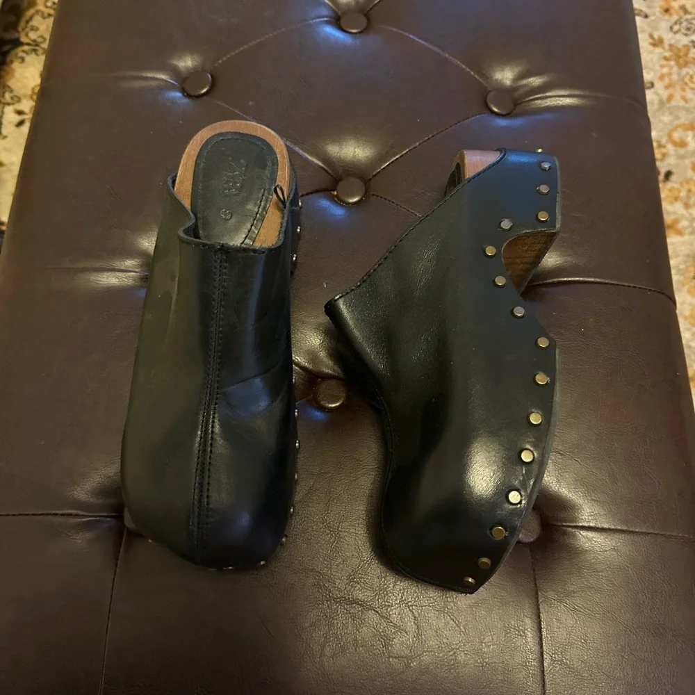 Zara Black Leather Mules with Studded Detail - Picture 1 of 5